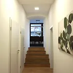Daire Greentreehomes - Stadtvilla Linde *