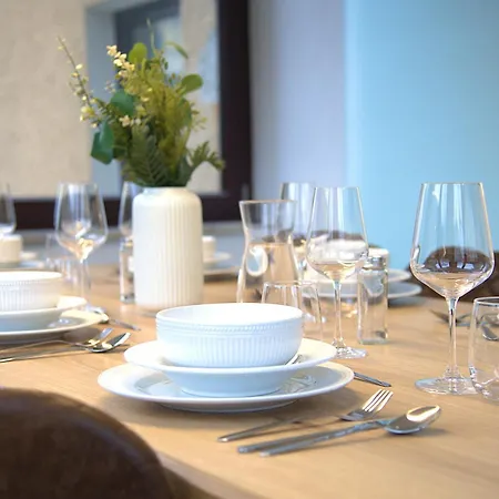 Greentreehomes - Stadtvilla Linde Appartement