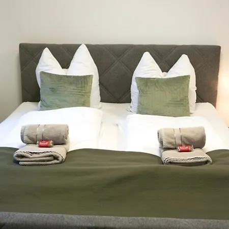 Greentreehomes - Stadtvilla - Zentral - Familienfreundlich Appartement *