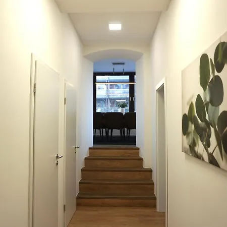 Apartment Greentreehomes - Stadtvilla - Zentral - Familienfreundlich *